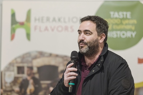 Πυργού - Εκδηλώσεις Κρητικής Κουζίνας Γιώργος Σισαμάκης