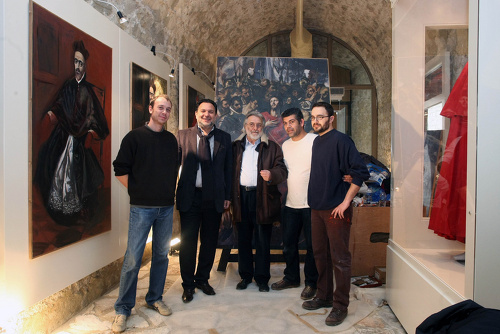 Ο Δήμαρχος Ηρακλείου με τον κο Σμαραγδή και τους τρείς ζωγράφους