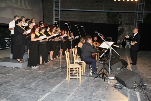 Από την παράσταση Από την παράσταση