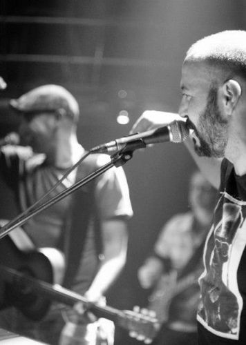 Ο Μάνος Αλιγιζάκης