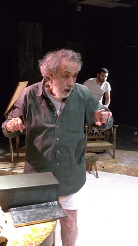 ΑΥΤΟΣ ΚΑΙ ΤΟ ΠΑΝΤΑΛΟΝΙ ΤΟΥ ΑΥΤΟΣ ΚΑΙ ΤΟ ΠΑΝΤΑΛΟΝΙ ΤΟΥ