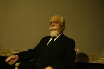 Θεατρική παράσταση: “Ελευθέριος Βενιζέλος”