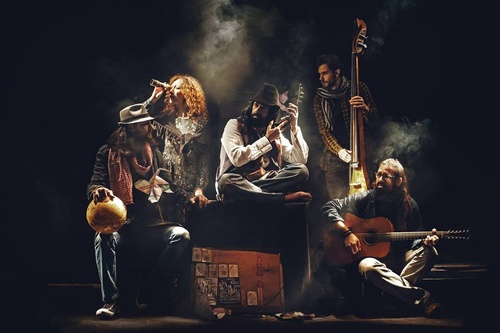 «ΣΤΟ ΦΑΛΙΜΕΝΤΟ ΤΟΥ ΚΟΣΜΟΥ»