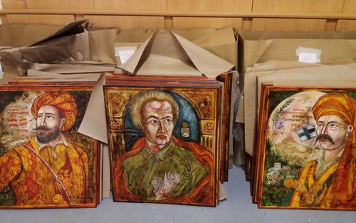 «Ηρωικές εικονογραφίες»