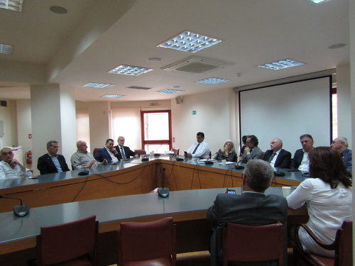 Ο Γερμανός Πρέσβης στο Επιμελητήριο Ηρακλείου Ο Γερμανός Πρέσβης στο Επιμελητήριο Ηρακλείου