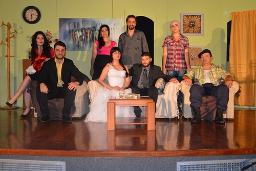 Συμπέθεροι απ΄ τα Τίρανα Συμπέθεροι απ΄ τα Τίρανα