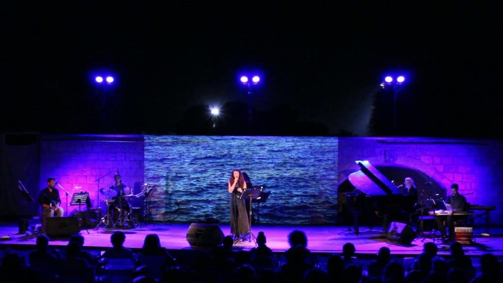 Ο Σύλλογος Φίλων Μουσικής & Τεχνών και οι greCanto παρουσιάζουν τη μουσική παράσταση: «με φωνάζουν Μελαχρινή»