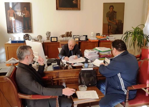 Δήμαρχος Ηρακλείου Βασίλης Λαμπρινός - Υπογραφή Σύμβασης για τα Ενετικά Τείχη