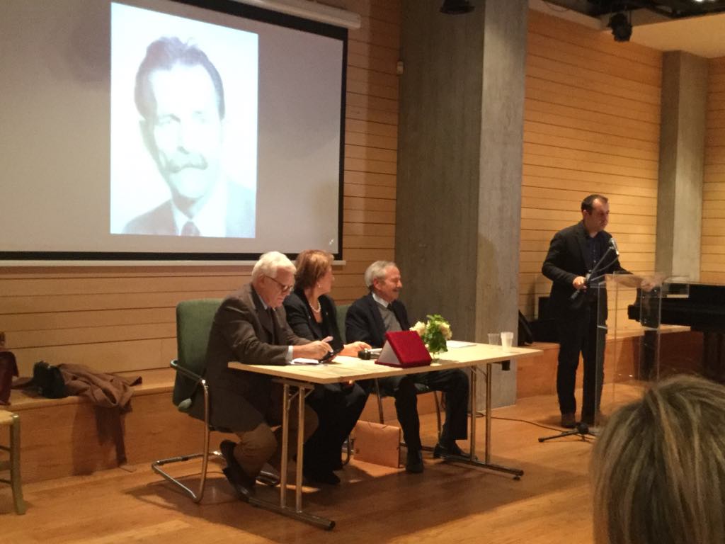 Πλήθος κόσμου στη βραδιά τιμής και μνήμης στον γιατρό Ιωάννη Γ. Χριστάκη