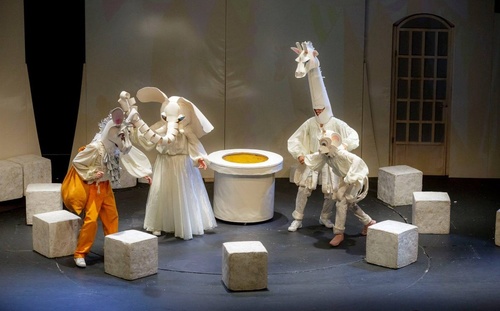 «ΤΟ ΒΑΛΣ ΜΕ ΤΑ ΠΑΡΑΜΥΘΙΑ» της ΚΑΡΜΕΝ ΡΟΥΓΓΕΡΗ «ΤΟ ΒΑΛΣ ΜΕ ΤΑ ΠΑΡΑΜΥΘΙΑ» της ΚΑΡΜΕΝ ΡΟΥΓΓΕΡΗ