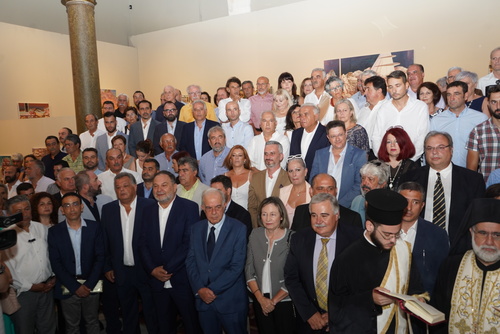 Ορκωμοσία Δημοτικού Συμβουλίου - Δήμαρχος Ηρακλείου Βασίλης Λαμπρινός Ορκωμοσία Δημοτικού Συμβουλίου - Δήμαρχος Ηρακλείου Βασίλης Λαμπρινός