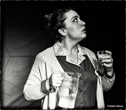 Αποχαιρετώντας το φθινόπωρο αποχαιρετάμε και τη «Σταματία, το γένος Αργυροπούλου» Αποχαιρετώντας το φθινόπωρο αποχαιρετάμε και τη «Σταματία, το γένος Αργυροπούλου»