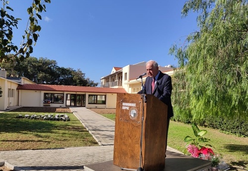 Δήμαρχος Ηρακλείου Βασίλης Λαμπρινός - Εγκαίνια νέας πτέρυγας γηροκομείου Δήμαρχος Ηρακλείου Βασίλης Λαμπρινός - Εγκαίνια νέας πτέρυγας γηροκομείου