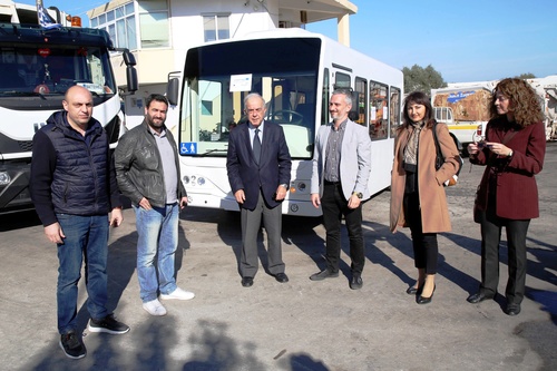 Στο αμαξοστάσιο του Δήμου Ηρακλείου το πρώτο ηλεκτροκίνητο λεωφορείο