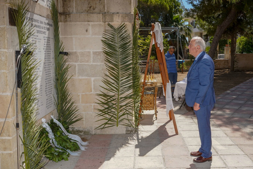 Τίμησαν την μνήμη των 62 Μαρτύρων – Δήμαρχος Ηρακλείου  Βασίλης Λαμπρινός: «Οι 62 Μάρτυρες είναι σύμβολα θάρρους και πατριωτισμού» 