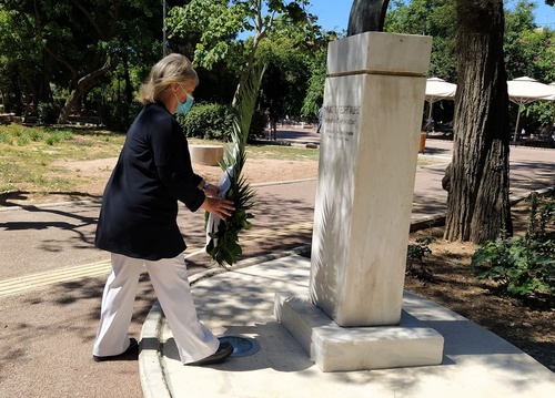         Επιμνημόσυνη δέηση στην Προτομή του Μηνά Γ. Γεωργιάδη