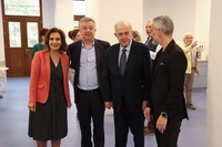Δήμαρχος Ηρακλείου Βασίλης Λαμπρινός: « Άλλο ένα σημαντικό έργο, το πρώτο ΚΔΑΠ για άτομα με αναπηρία στο Ηράκλειο, παραδίδεται για χρήση, ανακουφίζοντας ουσιωδώς τους ίδιους και τις οικογένειες τους»Μία πολύ
σημαντική δομή για το Ηράκλειο , το Κέντρο Δημιουργικής Απασχόλησης για παιδιά
και ενήλικες με αναπηρία, ολοκληρώθηκε από τον Δήμο Ηρακλείου και παραδόθηκε
στους ωφελούμενους. 
