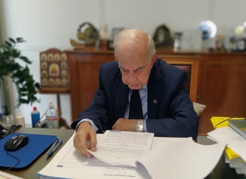 Υπογραφή σύμβασης για την κατασκευή υπερυψωμένων διαβάσεων πεζών στον Δήμο Ηρακλείου 