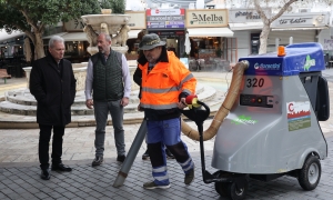 Επιχείρηση «Καθαρή Πόλη»: Ξανά σε χρήση οι μηχανοκίνητες σκούπες και το ευέλικτο ρυμουλκούμενο πιεστικό όχημα