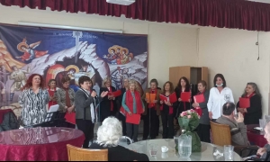 Επίσκεψη σε Μονάδα Φροντίδας Ηλικιωμένων από την Αντιδημαρχία Εθελοντισμού με τη συνοδεία Χορωδίας