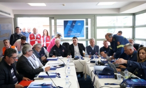 Ο Δήμαρχος Ηρακλείου στην άσκηση αντιμετώπισης σεισμού «Μίνωας 2024» στο ΠΣΚΗΣτην έναρξη της άσκησης αντιμετώπισης σεισμού «Μίνωας 2024», η οποία
πραγματοποιήθηκε το πρωί της Δευτέρας 22/4 στο Πολιτιστικό Συνεδριακό Κέντρο Ηρακλείου,
συμμετείχε ο Δήμαρχος Αλέξης Καλοκαιρινός, μαζί με τους Αντιδημάρχους Πολιτικής
Προστασίας Γιώργο Καραντινό και Δημοτικής Αστυνομίας Μανόλη Χαιρέτη.
