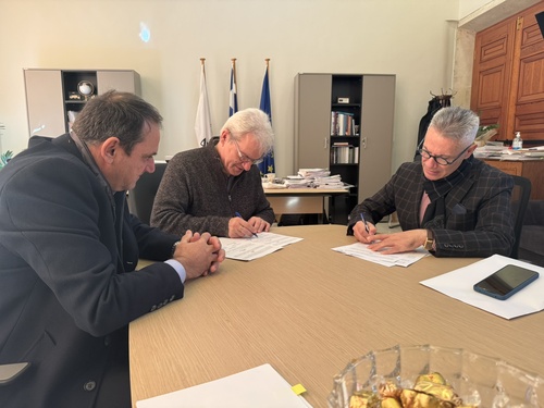  Συνεχίζεται η συνεργασία Δήμου Ηρακλείου - 7ης ΥΠΕ Κρήτης για την παροχή υπηρεσιών πρωτοβάθμιας φροντίδας υγείας - Αλέξης Καλοκαιρινός και Νεκτάριος Παπαβασιλείου επαναβεβαίωσαν την πρόθεση ενίσχυσης της συνεργασίας Δήμου Ηρακλείου - 7ης ΥΠΕ Κρήτης

