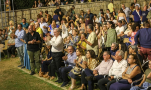 Καθήλωσε το κοινό η συναυλία «Άξιον Εστί» με την οποία άνοιξε αυλαία το 2ο Φεστιβάλ των Τειχών του Δήμου Ηρακλείου Καθήλωσε το κοινό η συναυλία «Άξιον Εστί» με την οποία άνοιξε αυλαία το 2ο Φεστιβάλ των Τειχών του Δήμου Ηρακλείου