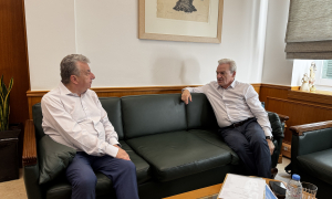 Συνάντηση εργασίας για έργα υποδομής και ανάπτυξης του Περιφερειάρχη Σταύρου Αρναουτάκη με τον Δήμαρχο Hρακλείου Αλέξη Καλοκαιρινό -Στο επίκεντρο νέος κόμβος στη Λεωφόρο 62 Μαρτύρων Συνάντηση εργασίας για έργα υποδομής και ανάπτυξης του Περιφερειάρχη Σταύρου Αρναουτάκη με τον Δήμαρχο Hρακλείου Αλέξη Καλοκαιρινό -Στο επίκεντρο νέος κόμβος στη Λεωφόρο 62 Μαρτύρων