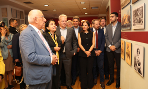 «Το Ηράκλειο τιμά τον Δημήτριο Βικέλα» - Εγκαινιάστηκε από τον Πρόεδρο της Βουλής η έκθεση για τη ζωή και το έργο του στη Βικελαία Δημοτική Βιβλιοθήκη (video)