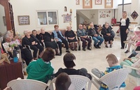 Εκδήλωση για την καθημερινότητα των ανθρώπων παλιά και τον αγώνα για επιβίωση στο Κ.Η.Φ.Η Παλιανής του Δήμου ΗρακλείουΜια ξεχωριστή εκδήλωση στην οποία συμμετείχαν και οι μικροί μαθητές
του της Β΄ Τάξης του Δημοτικού Σχολείου  Βενεράτου, οργάνωσε το Κ.Η.Φ.Η Παλιανής του
Δήμου Ηρακλείου,  την Πέμπτη 6/11 με
θέμα, «Η καθημερινότητα των ανθρώπων παλιά – Ο αγώνας για την επιβίωση».
