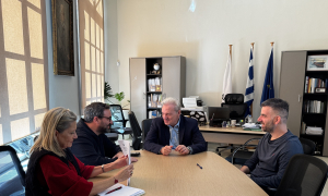 Η οδική ασφάλεια στο επίκεντρο: 854.000 ευρώ για την αποκατάσταση λακκουβών και την επισκευή φθορών οδοστρωμάτων στον Δήμο Ηρακλείου (video)
Η οδική ασφάλεια στο επίκεντρο: 854.000 ευρώ για την αποκατάσταση λακκουβών και την επισκευή φθορών οδοστρωμάτων στον Δήμο Ηρακλείου (video)