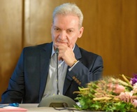 Ο Αλέξης Καλοκαιρινός για τον Μανώλη ΚουμαντάκηΔήλωση του Δημάρχου
Ηρακλείου Αλέξη Καλοκαιρινού για τον θάνατο του Προέδρου της Ομοσπονδίας
Εμπορικών Συλλόγων Κρήτης Μανώλη Κουμαντάκη:
