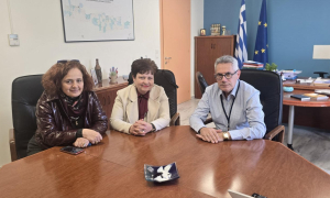 Η πρόταση του Δήμου Ηρακλείου για την παρουσία διαπιστευμένων εθελοντών σε μονάδες νοσηλείας νεογνών προς υιοθεσία στο επίκεντρο συνάντησης με τον διοικητή της 7ης Υ.ΠΕ Κρήτης