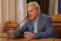 Ο Δήμαρχος Ηρακλείου για την πρόκριση του ΟΦΗ στον τελικό του κυπέλλου Ελλάδας Με
αφορμή την πρόκριση του ΟΦΗ στον τελικό του κυπέλλου Ελλάδας, ο Δήμαρχος Ηρακλείου
Αλέξης Καλοκαιρινός προχώρησε στην παρακάτω δήλωση:
