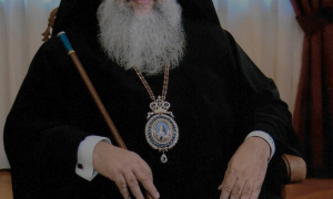 Ο Σεβασμιώτατος Αρχιεπίσκοπος Κρήτης κ.κ. Ευγένιος ομιλητής στις επόμενες «Μικρές Ιστορίες της Πόλης» “Επιστροφή μνήμης και χάριτος: 60 χρόνια από την επανακομιδή της Τιμίας Κάρας του Αποστόλου Τίτου” είναι ο τίτλος της ομιλίας του Σεβασμιώτατου Αρχιεπίσκοπου Κρήτης κ.κ. Ευγένιου που θα πραγματοποιηθεί στο πλαίσιο του τρίτου κύκλου των «Μικρών Ιστοριών της Πόλης» της Αντιδημαρχίας Πολιτισμού του Δήμου Ηρακλείου και της Βικελαίας Δημοτικής Βιβλιοθήκης την Τετάρτη 18 Φεβρουαρίου στις 19:00 στην αίθουσα «Δομήνικος Θεοτοκόπουλος» της Β.Δ.Β..

