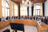 Οι προτάσεις του Δήμου Ηρακλείου για την αντιμετώπιση των συνεπειών της λειψυδρίας στο επίκεντρο της νέας συνάντησης του Αλέξη Καλοκαιρινού με τους Βουλευτές Ηρακλείου (video)Συνεχίστηκε
το πρωί της Δευτέρας 16/2 στη Λότζια, η ενημερωτική σύσκεψη που συγκάλεσε ο
Δήμαρχος Ηρακλείου Αλέξης Καλοκαιρινός με τους Βουλευτές του νομού αναφορικά με
τις προτάσεις του Δήμου Ηρακλείου για την αντιμετώπιση των συνεπειών της
λειψυδρίας.
