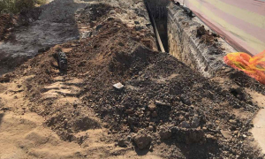 Εργασίες για την τοποθέτηση κεντρικού αγωγού ύδρευσης στην περιοχή του Εσταυρωμένου από τη ΔΕΥΑΗ Εργασίες για την τοποθέτηση κεντρικού αγωγού ύδρευσης στην περιοχή του Εσταυρωμένου από τη ΔΕΥΑΗ