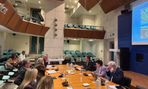 ΥΠΠΟ: Συνεδρίαση της επιτροπής στρατηγικού σχεδιασμού για την προστασία αξιοποίηση και ανάδειξη της Ενετικής Οχύρωσης και των Νεωρίων Ηρακλείου
ΥΠΠΟ: Συνεδρίαση της επιτροπής στρατηγικού σχεδιασμού για την προστασία αξιοποίηση και ανάδειξη της Ενετικής Οχύρωσης και των Νεωρίων Ηρακλείου