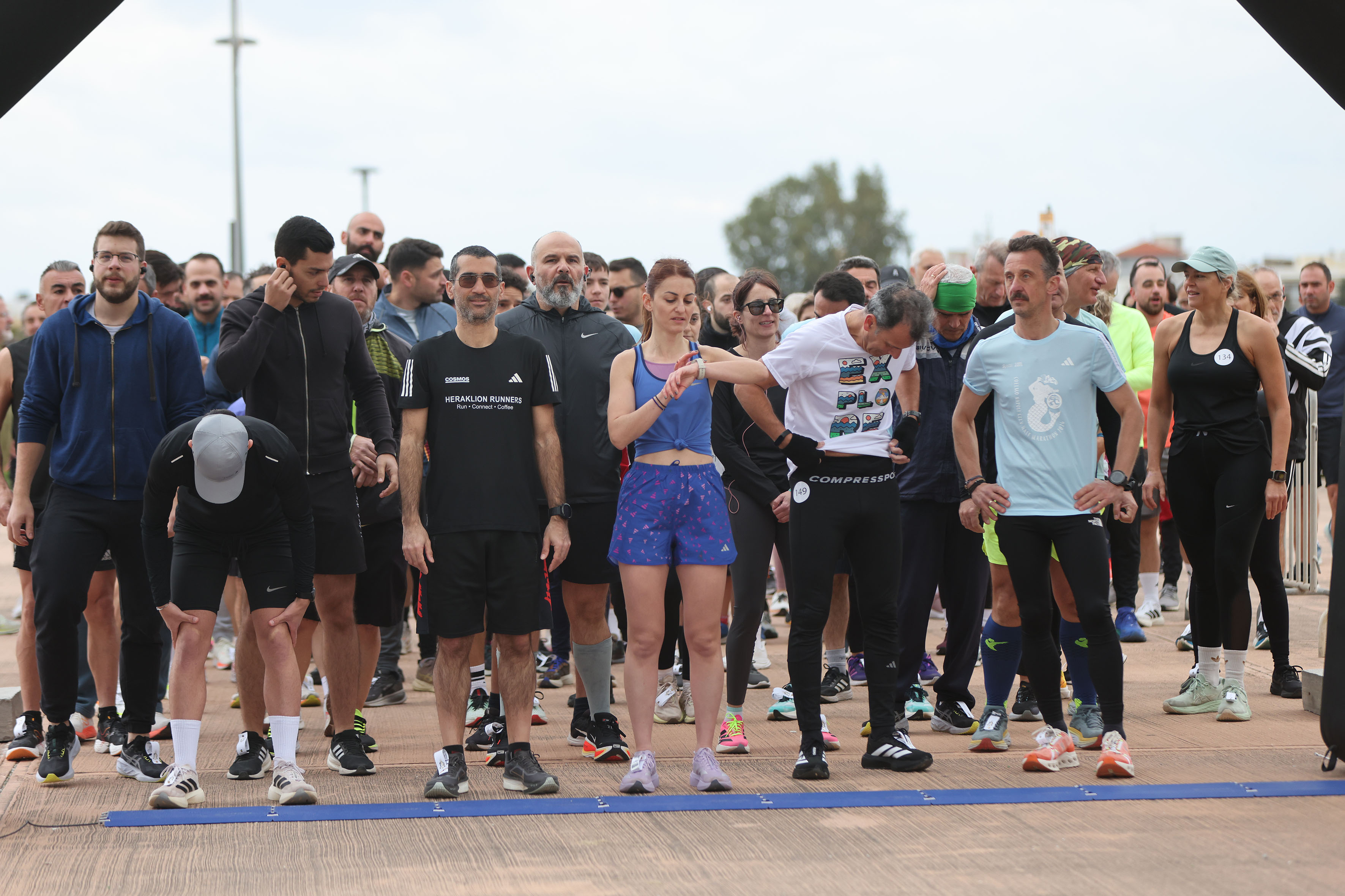Τρίτο «Parkrun Heraklion»:  Η γιορτή του αθλητισμού στα Ενετικά Τείχη που γίνεται θεσμός  (video)Με επιτυχία και παρά το
τσουχτερό κρύο πραγματοποιήθηκε την Κυριακή 1 Μαρτίου το τρίτο Parkrun Heraklion, ο τρίτος γύρος των Ενετικών Τειχών που
διοργανώνει κάθε μήνα ο Δήμος Ηρακλείου, με τη συμμετοχή μικρών και μεγάλων,
αρχάριων και έμπειρων αθλητών.
