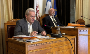 Για την πορεία των παρεμβάσεων στα Ενετικά Τείχη ενημέρωσε το Δημοτικό Συμβούλιο ο Δήμαρχος Ηρακλείου (video)Σε αναλυτική ενημέρωση του Δημοτικού Συμβούλιου για την πορεία των έργων και την πρώτη συνεδρίαση της Επιτροπής Στρατηγικού Σχεδιασμού για την προστασία, αξιοποίηση και ανάδειξη των Ενετικών Τειχών και των Νεωρίων, η οποία πραγματοποιήθηκε υπό την Προεδρία της Υπουργού Πολιτισμού Λίνας Μενδώνη στην Αθήνα, προχώρησε ο Δήμαρχος Ηρακλείου Αλέξης Καλοκαιρινός κατά τη συνεδρίαση της Δευτέρας 2/3.

