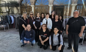  Με επιτυχία το παζάρι δωρεάν διάθεσης ενδυμάτων στα Καμίνια που διοργάνωσε η Αντιδημαρχία Εθελοντισμού μαζί με την «Αποστολή Αγάπης»