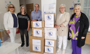 Προσφορά φαρμάκων στο Κοινωνικό Φαρμακείο του Δήμου Ηρακλείου από τον Ροταριανό Όμιλο Ηρακλείου «Νίκος Καζαντζάκης» Προσφορά φαρμάκων στο Κοινωνικό Φαρμακείο του Δήμου Ηρακλείου από τον Ροταριανό Όμιλο Ηρακλείου «Νίκος Καζαντζάκης»
