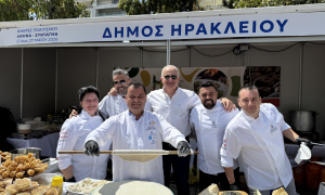 Ένα ξεχωριστό γαστρονομικό event από το Δήμο Ηρακλείου στην Πλατεία Συντάγματος

