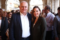 Στο Ηράκλειο ολοκληρώθηκε η Πανελλαδική καμπάνια του  Υπουργείου Τουρισμού για τον Ορεινό Τουρισμό με εκδήλωση στο αίθριο της Λότζια (video) 
Γιώργος Αγριμανάκης: «Ο Δήμος Ηρακλείου επενδύει στρατηγικά σε
ένα προορισμό 365 μέρες το χρόνο»
 
Με ανοιχτή εκδήλωση στο αίθριο της Λότζια ολοκληρώθηκε στο Ηράκλειο την
Κυριακή 31/5, η Πανελλαδική καμπάνια του Υπουργείου Τουρισμού με θέμα «Ορεινή
Ελλάδα. Σε πάει ψηλά όλο τον χρόνο», επιβεβαιώνοντας τον σημαντικό ρόλο που
μπορεί να διαδραματίσει η Κρήτη και ιδιαίτερα η ενδοχώρα της στη διαμόρφωση
ενός σύγχρονου και βιώσιμου τουριστικού προϊόντος.

