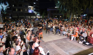 Συνεχίζεται δυναμικά το 11ο Φεστιβάλ «Τέχνη Καθ' Οδόν» του Δήμου Ηρακλείου μετατρέποντας το Ηράκλειο και τα χωριά σε μια απέραντη, ανοιχτή σκηνή πολιτισμού Συνεχίζεται δυναμικά το 11ο Φεστιβάλ «Τέχνη Καθ' Οδόν» του Δήμου Ηρακλείου μετατρέποντας το Ηράκλειο και τα χωριά σε μια απέραντη, ανοιχτή σκηνή πολιτισμού