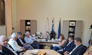 Συνάντηση του Δημάρχου Ηρακλείου με την Υπουργό Παιδείας Θρησκευμάτων και Αθλητισμού Σοφία Ζαχαράκη στη Λότζια