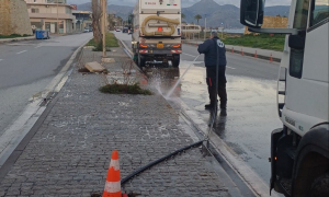 Σε πλήρη εξέλιξη το πλύσιμο δρόμων, πλατειών και κοινόχρηστων χώρων στον Δήμο ΗρακλείουΣε πλήρη εξέλιξη βρίσκεται το πρόγραμμα πλυσίματος δρόμων, πλατειών και κοινόχρηστων στο Δήμο Ηρακλείου, στο πλαίσιο εφαρμογής του μικτού συστήματος καθαριότητας, με τον συντονισμό της Υπηρεσίας Καθαριότητας.

