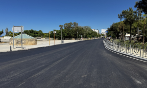 Ασφαλτοστρώσεις στην οδό Γιαμαλάκη από την Τρίτη 14 ΙουλίουΣυνεχίζεται από το Δήμο Ηρακλείου η υλοποίηση του προγράμματος των ασφαλτοστρώσεων και αποκατάστασης φθορών οδοστρωμάτων, με στόχο τη βελτίωση της οδικής ασφάλειας.

