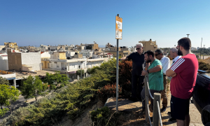 Στις εργασίες πρασίνου στα πρανή των Ενετικών Τειχών ο Δήμαρχος Ηρακλείου Αλέξης Καλοκαιρινός Στις εργασίες πρασίνου στα πρανή των Ενετικών Τειχών ο Δήμαρχος Ηρακλείου Αλέξης Καλοκαιρινός