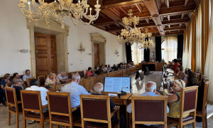 Με θετικό πρόσημο και ο ισολογισμός 2025 του Δήμου ΗρακλείουΑλέξης Καλοκαιρινός: «Ήταν ένα πάρα πολύ
δύσκολο εγχείρημα, το οποίο αυτή τη στιγμή το βλέπουμε να καρποφορεί»
 
Ο ισολογισμός
του Δήμου Ηρακλείου για τη χρήση του 2025 στον οποίο αποτυπώνεται η θετική
οικονομική κατάσταση του Δήμου, εγκρίθηκε από το Δημοτικό Συμβούλιο, έπειτα από
τη σχετική εισήγηση της Δημοτικής Αρχής, στη συνεδρίαση της Δευτέρας 14/9.
